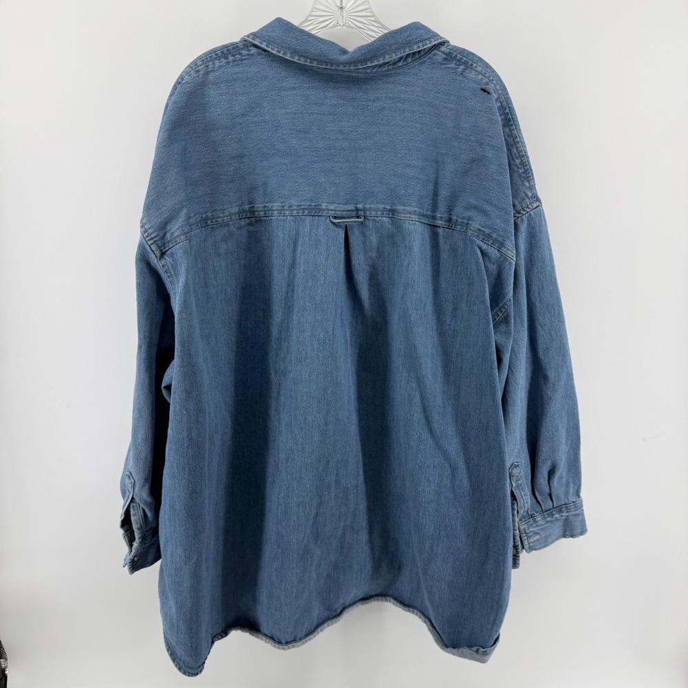 Old Navy Womens 3X Blue Denim Button Down Shirt Oversized Long Sleeve Shacket - Picture 3 of 5